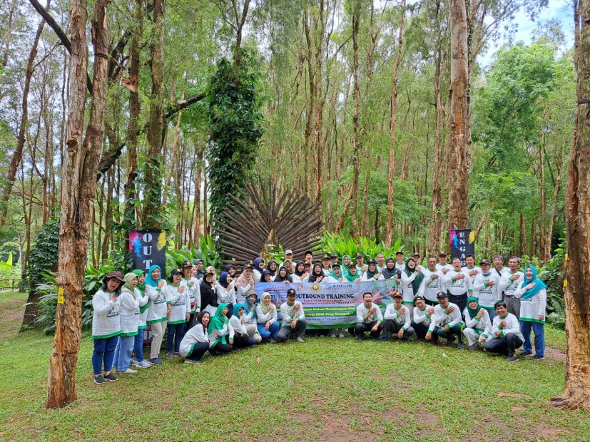 Peserta Pelatihan Bela Negara Dosen dan Tendik