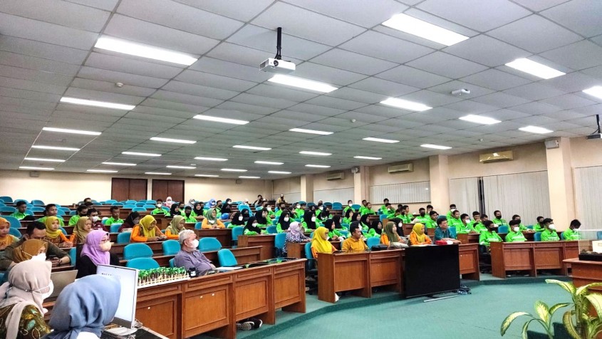 Kunjungan SMK Negeri 1 Trowulan ke Fakultas Pertanian UPN 