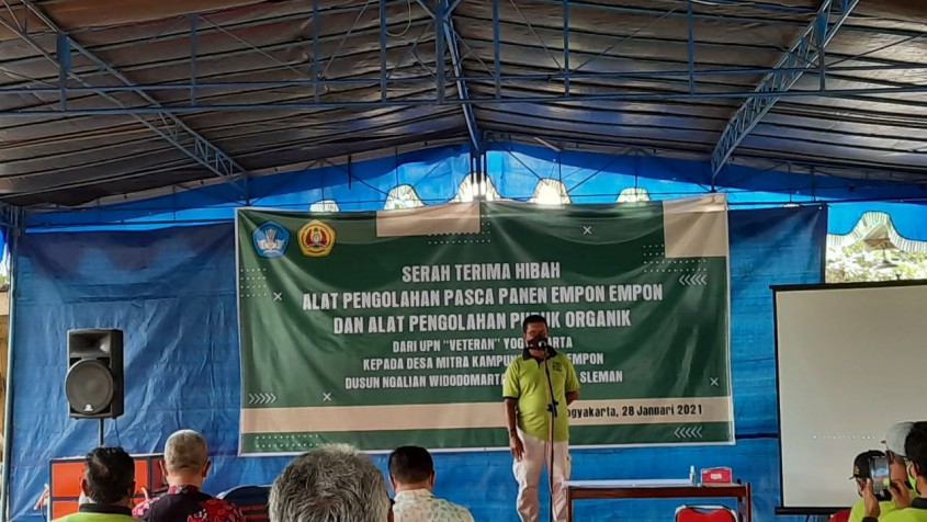 FP memberikan Hibah  di Desa Mitra dan Demo