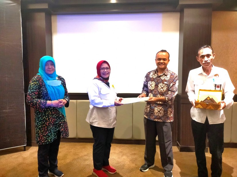 Upaya Akreditasi Unggul, FPUPNYK memfasilitasi Persiapan Re-akreditasi Prodi Agribisnis