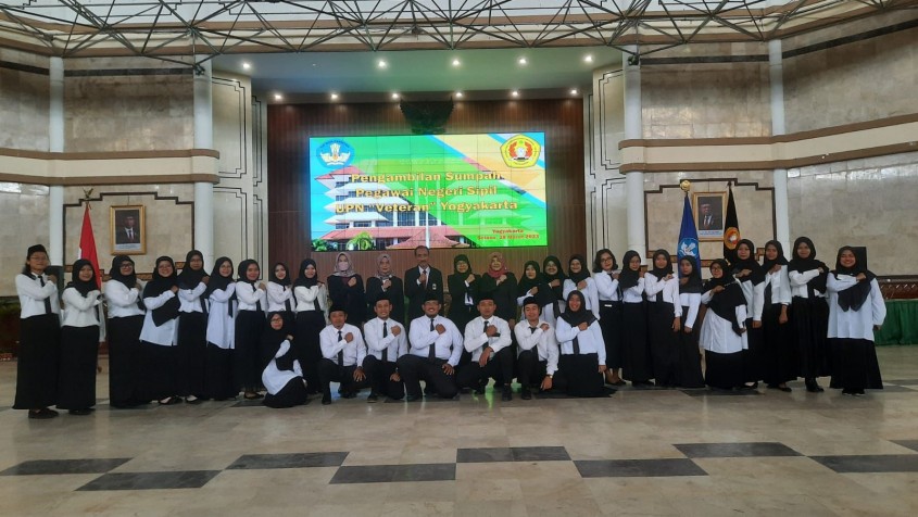 Pengambilan Sumpah 28 PNS Baru di Fakultas Pertanian